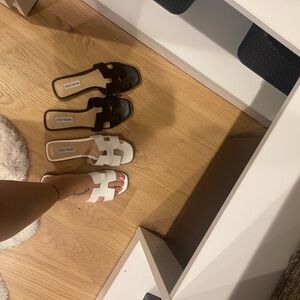 Steve Madden Black and White Sandals